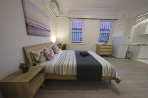 Sydney Burwood 5 Bed with 4 Bath FREE Netflix WIFI
